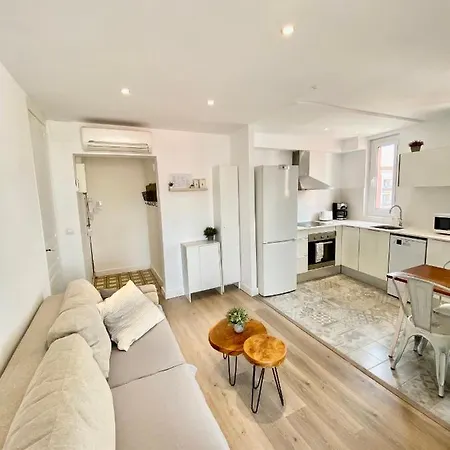 Apartment Anselm Barcelona Cornella de Llobregat